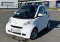 smart forTwo coupe 1.0 - Top gepflegter 2.Wagen/Garagenfzg Weiß - thumbnail 2