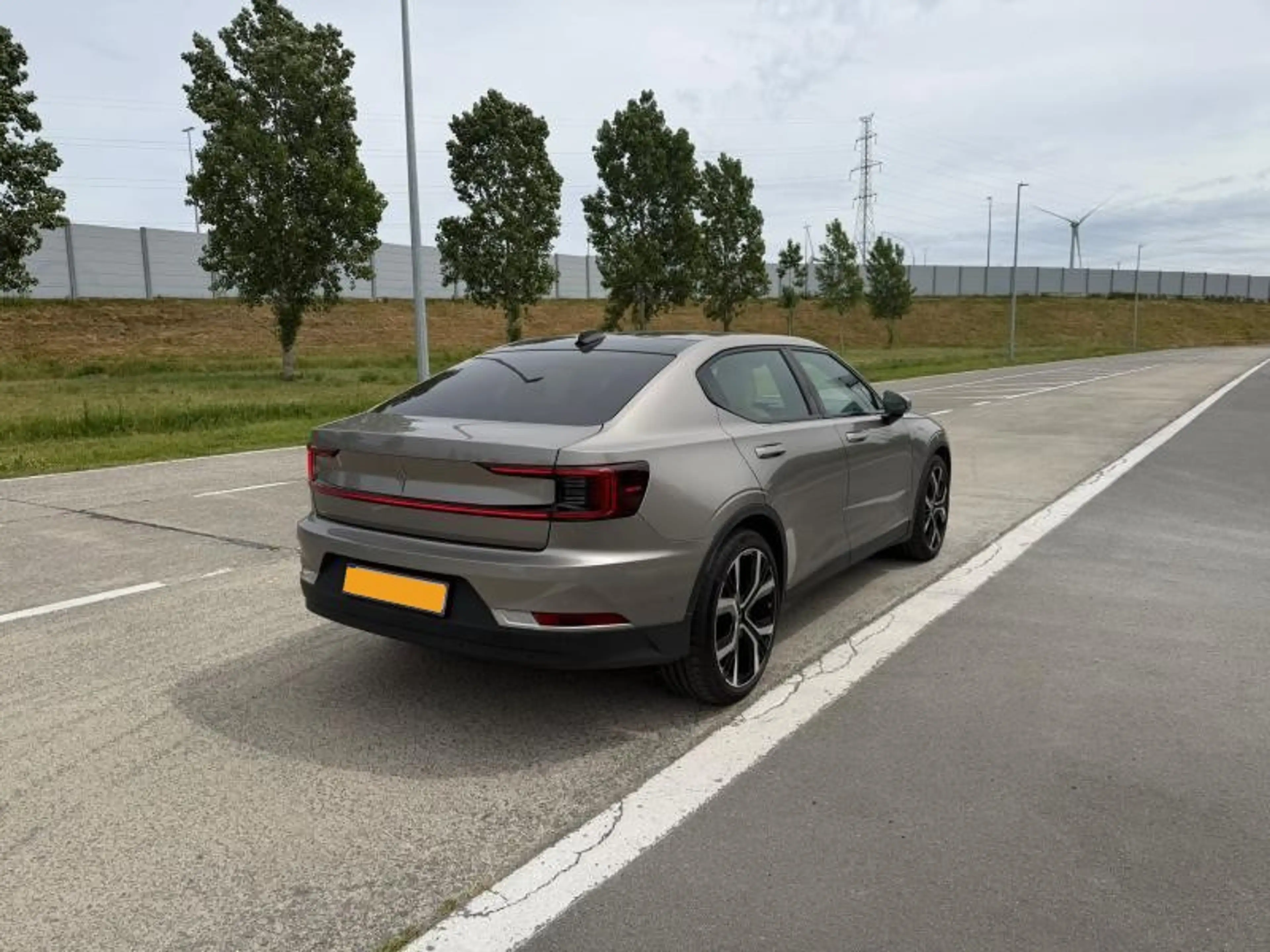 Polestar 2 LONG RANGE DUAL MOTOR LAUNCH 78KWH PERFORMANCE | 3 — photo 3