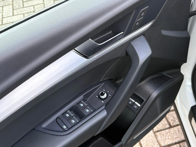 Audi Q5 55 TFSI e S edition Competition FACELIFT 367pk Luc — photo 29