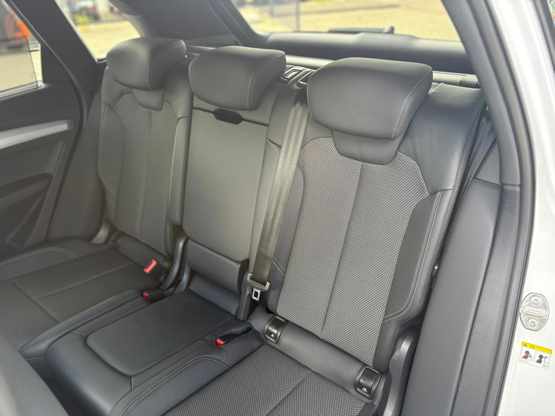 Audi Q5 55 TFSI e S edition Competition FACELIFT 367pk Luc — photo 39