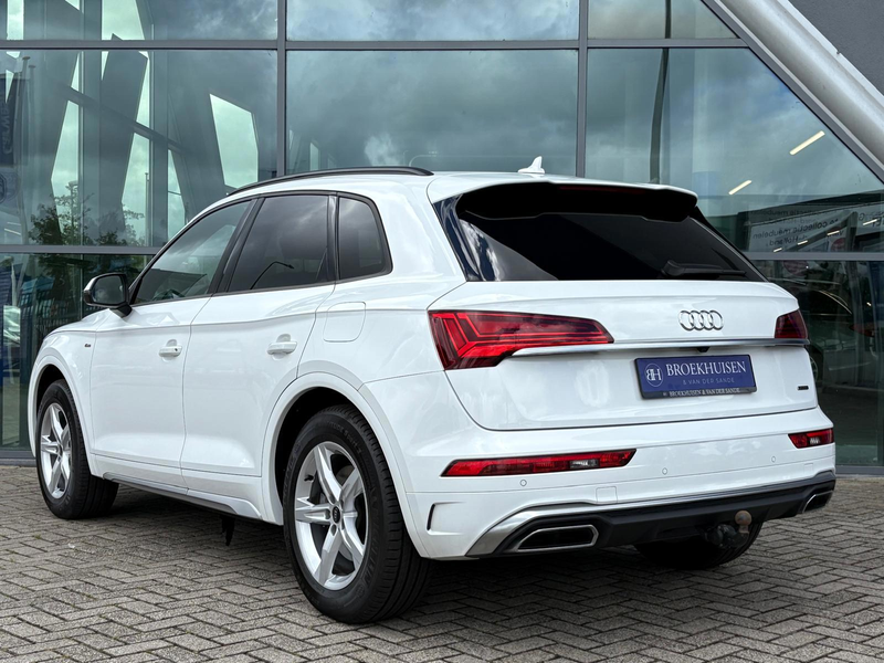Audi Q5 55 TFSI e S edition Competition FACELIFT 367pk Luc — photo 4