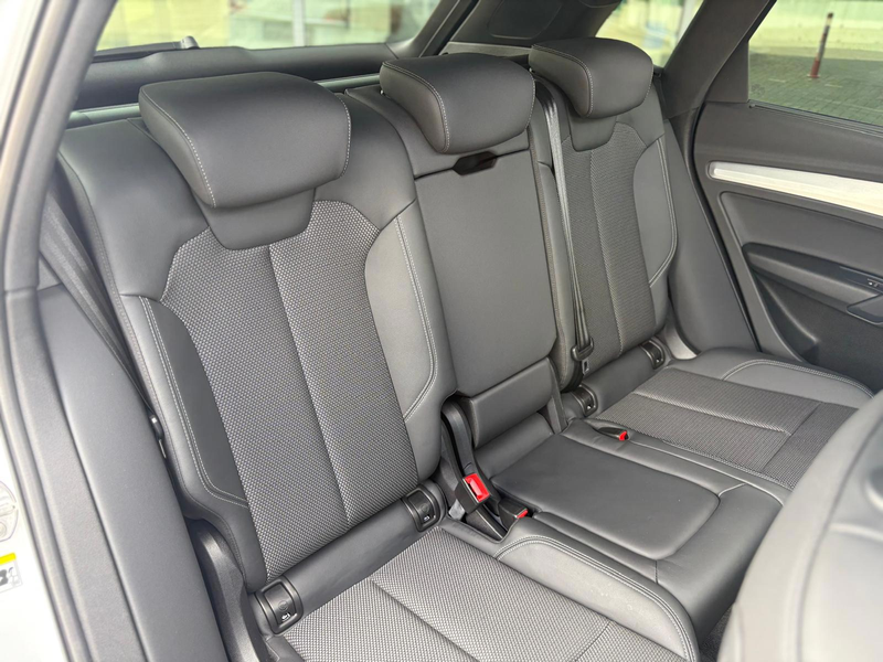 Audi Q5 55 TFSI e S edition Competition FACELIFT 367pk Luc — photo 48