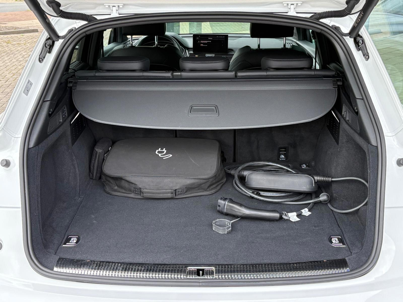 Audi Q5 55 TFSI e S edition Competition FACELIFT 367pk Luc — photo 18