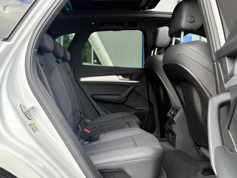 Audi Q5 55 TFSI e S edition Competition FACELIFT 367pk Luc — photo 50