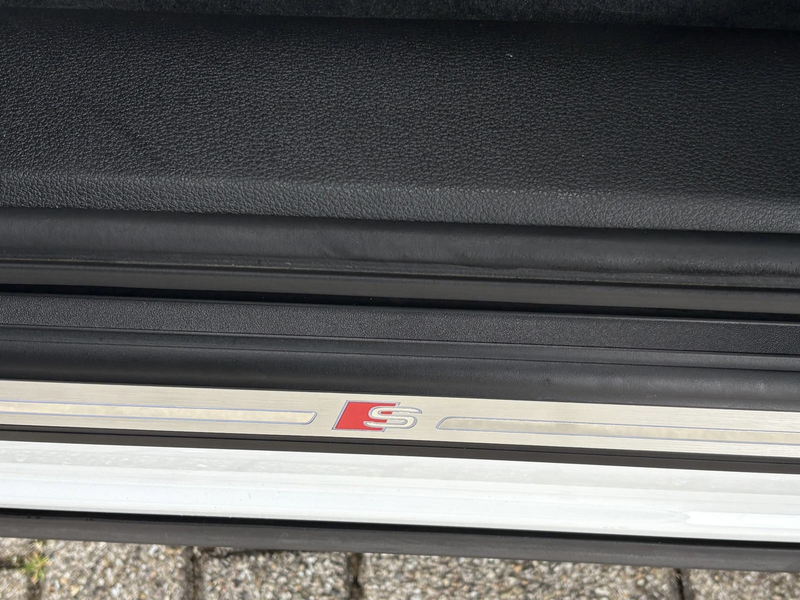 Audi Q5 55 TFSI e S edition Competition FACELIFT 367pk Luc — photo 14
