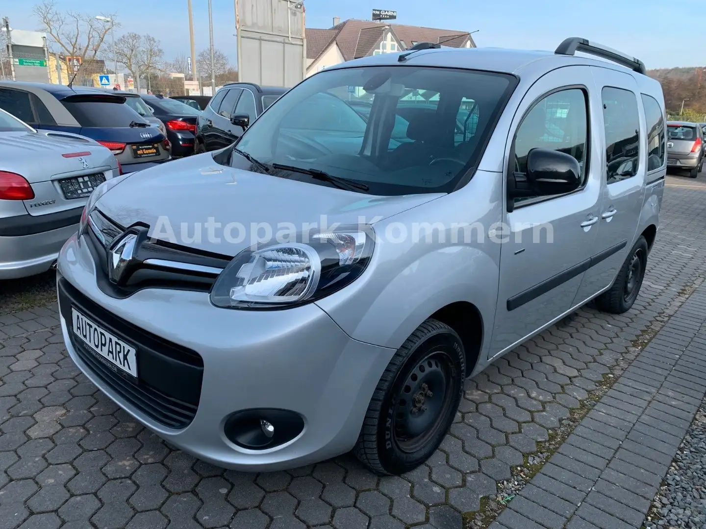 Renault Kangoo Limited*Diesel*1,5*TÜV 03.2026* Šedá - 1
