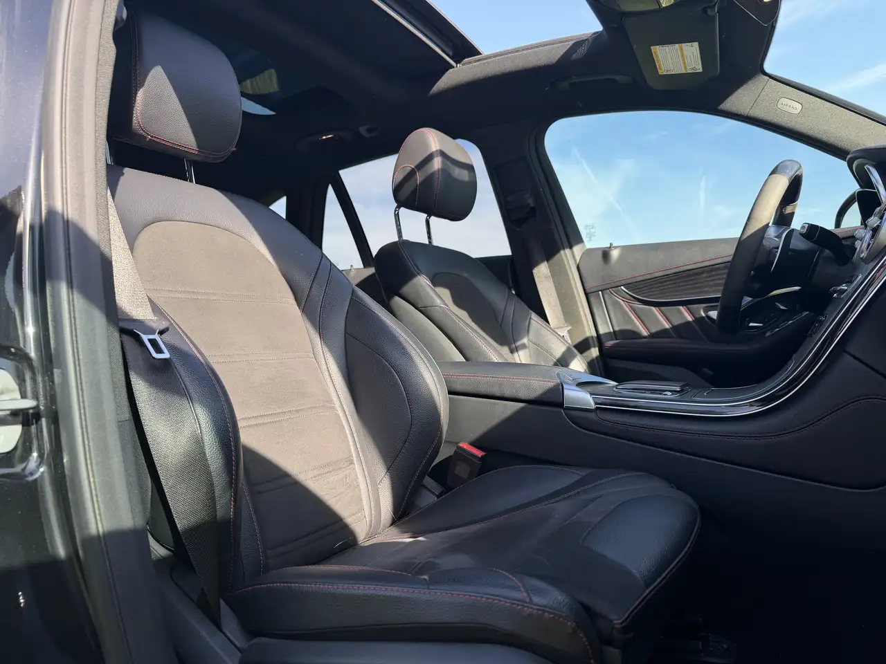 Mercedes-Benz GLC fotografie Mercedes-Benz GLC