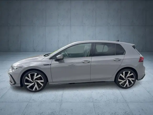 Volkswagen Golf view 2