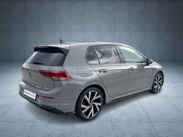 Volkswagen Golf view 5