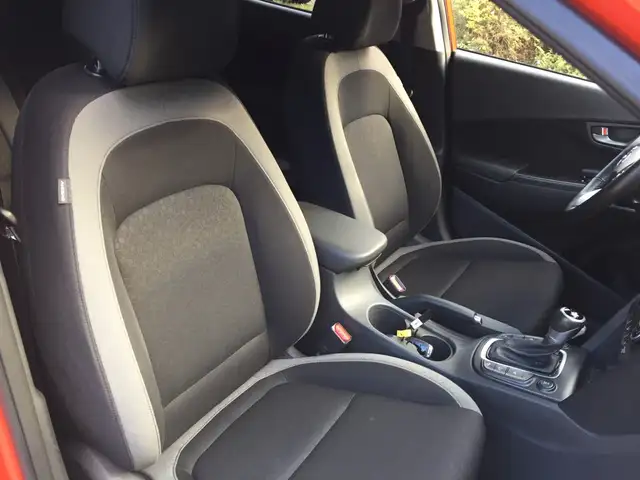 Hyundai Kona view 9