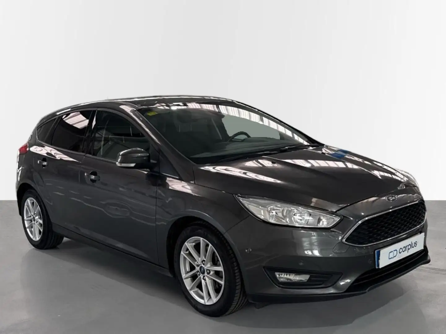Ford Focus 1.0 Ecoboost Auto-S&S Trend+ 125 Gris - 2