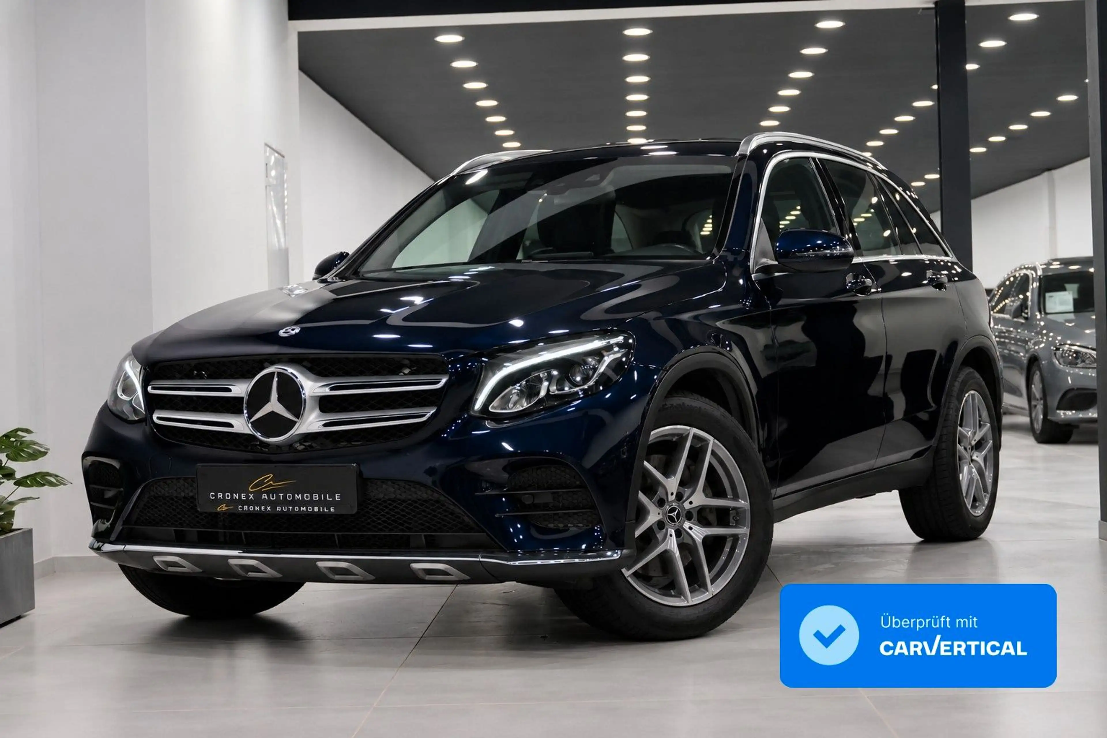 Mercedes-Benz GLC 250 4Matic AMG/Distronic+/20"/Presafe+/RFK
