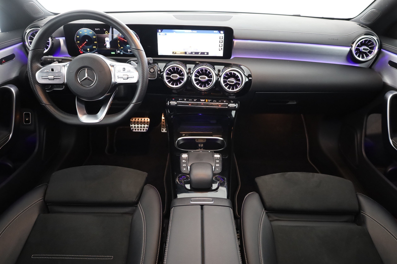 Mercedes-Benz CLA 250 e Edition 2020 AMG Line LED Panorama AHK — photo 9