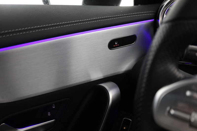 Mercedes-Benz CLA 250 e Edition 2020 AMG Line LED Panorama AHK — photo 29