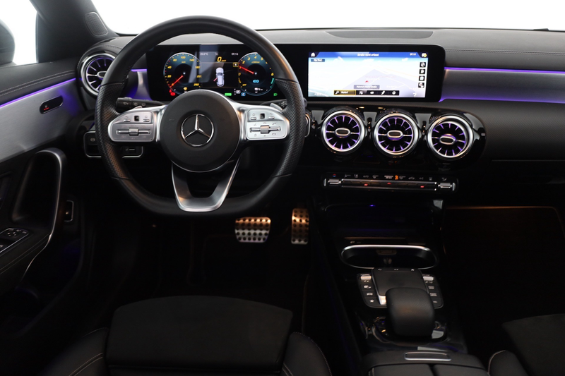 Mercedes-Benz CLA 250 e Edition 2020 AMG Line LED Panorama AHK — photo 10