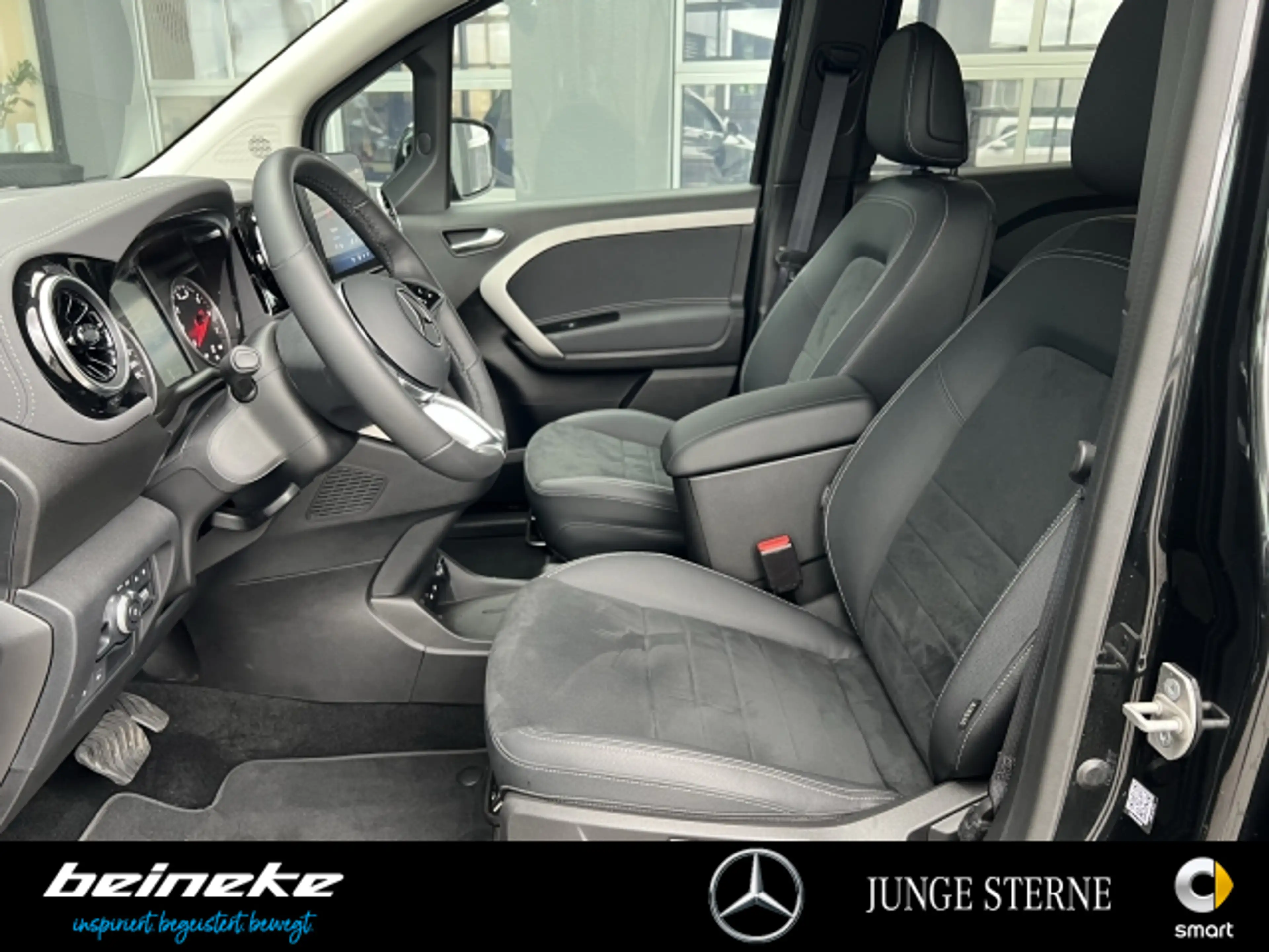 Mercedes-Benz T-Class T 180 Progressive lang 7Sitze+AHK+LED+Winter+CAM — photo 12