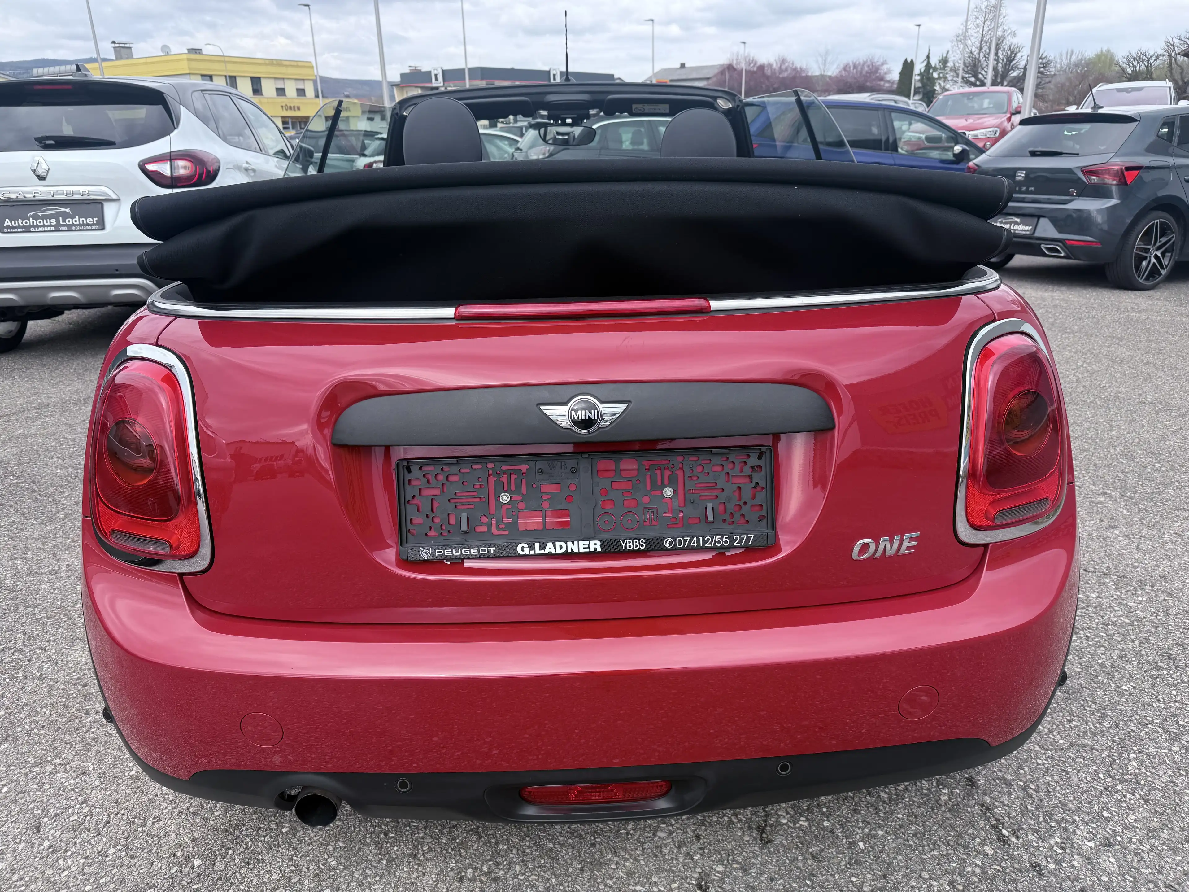 MINI One Cabrio — photo 8