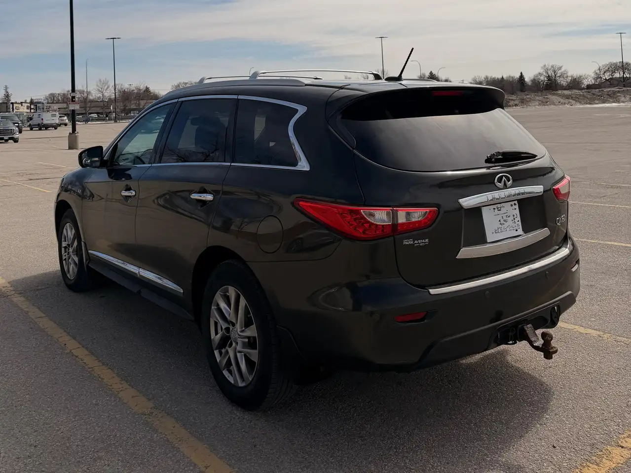 Infiniti QX60 снимка Infiniti QX60