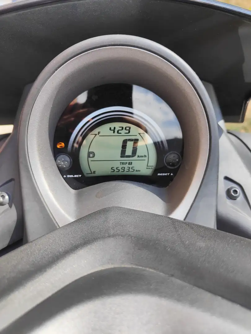 Yamaha NMAX siva - 1
