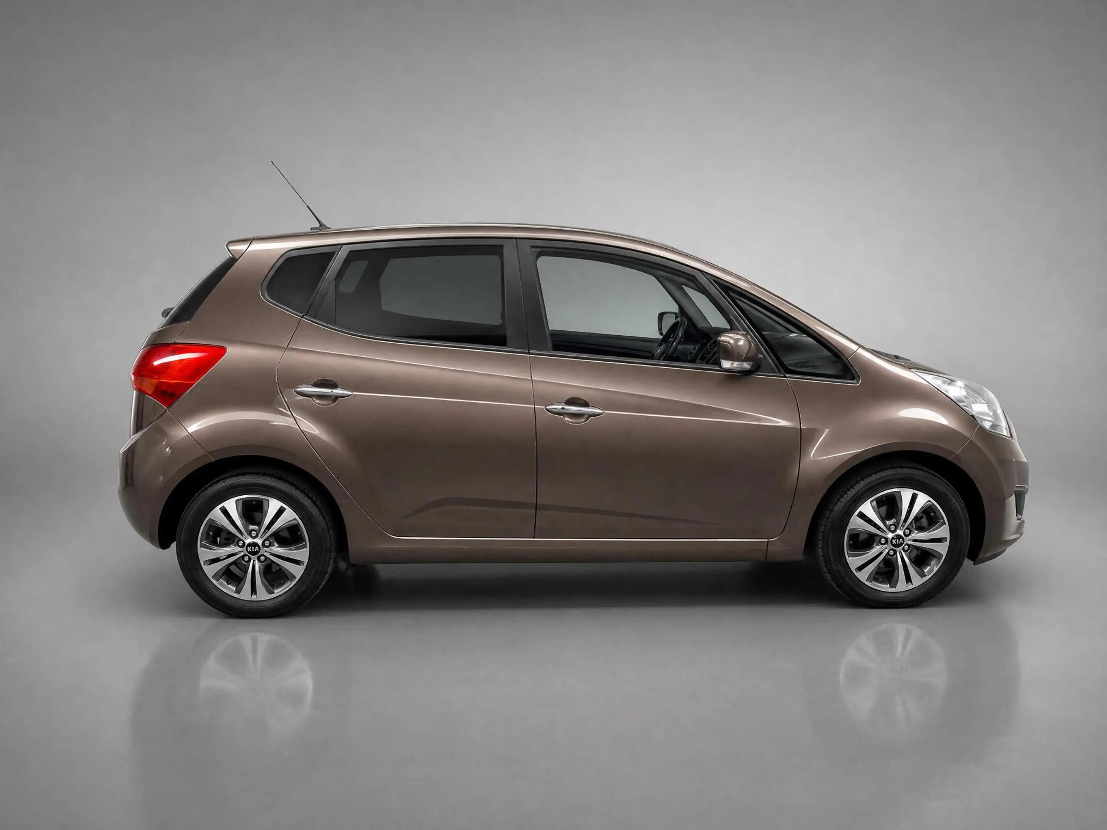 Kia Venga 1.4 CVVT Summer Edition | Cruise Conrtol | Keyless — photo 5