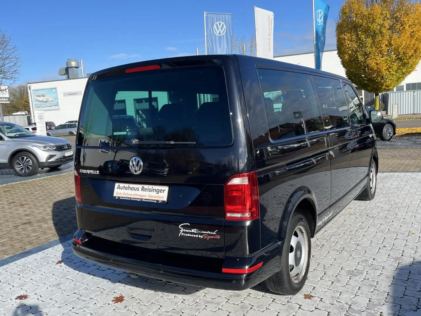 Volkswagen T6 Caravelle 2.0 TDI DSG Comfortline lang (AHK,Navi,Handy) Negro - 2