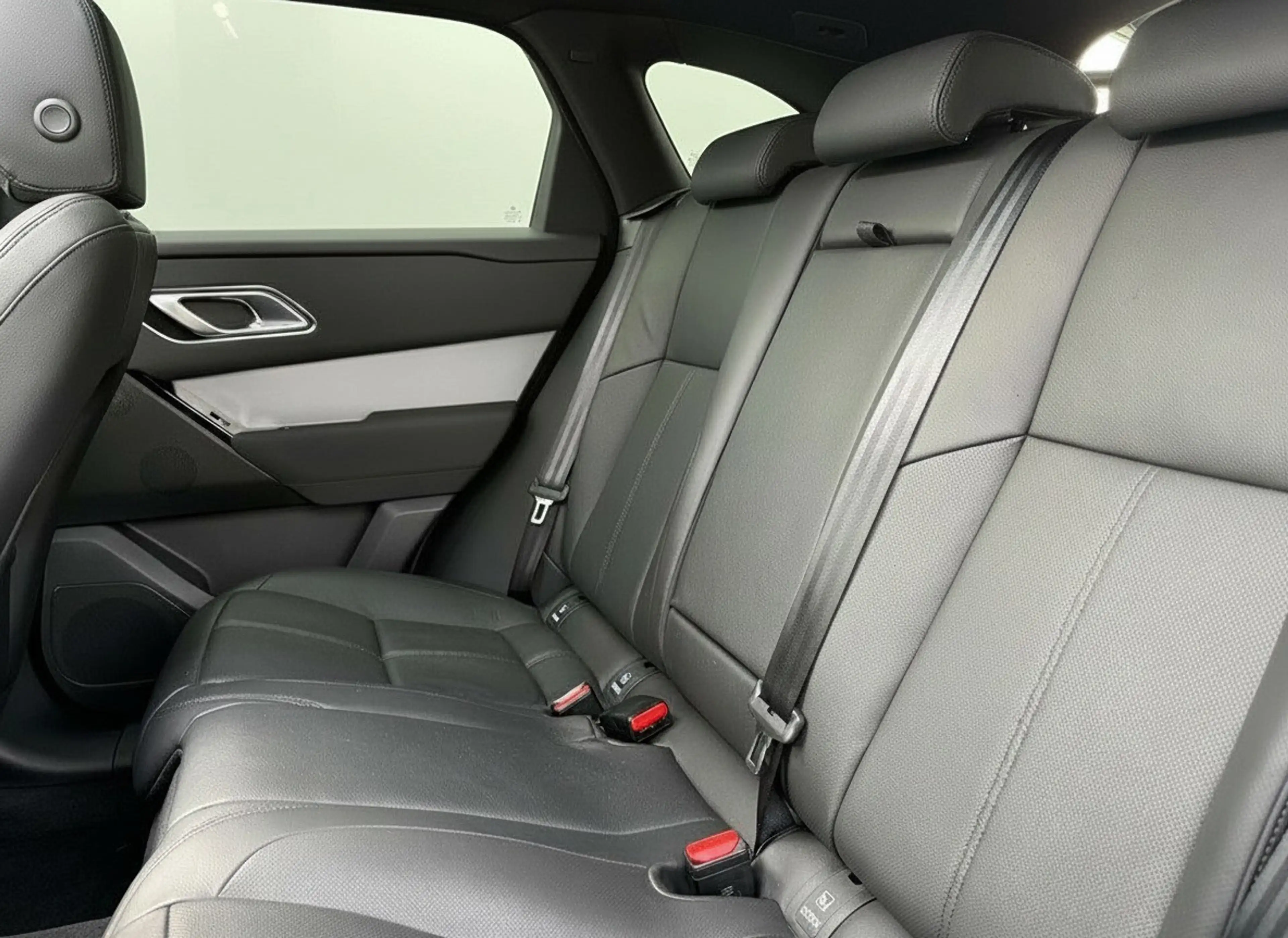 Land Rover Range Rover Velar 2.0 P400e S panoramadak / leer / Memory seats / 22 — photo 11