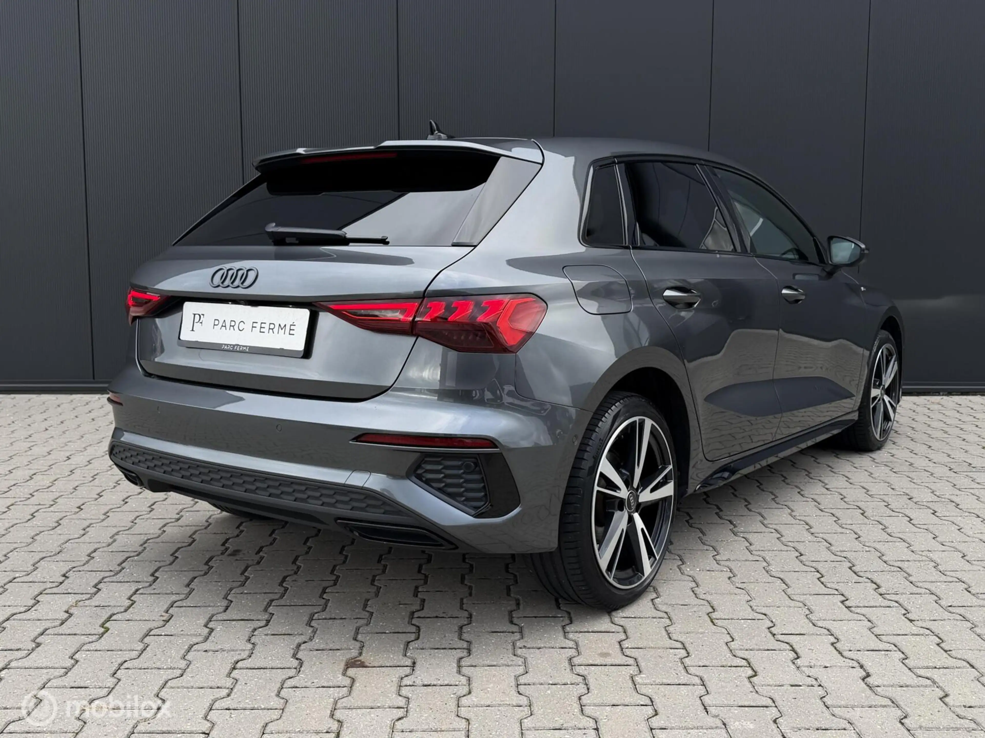 Audi A3 Sportback 40 TFSI e/Matrix/Cam/Trekhaak/Headup/B&O — photo 3
