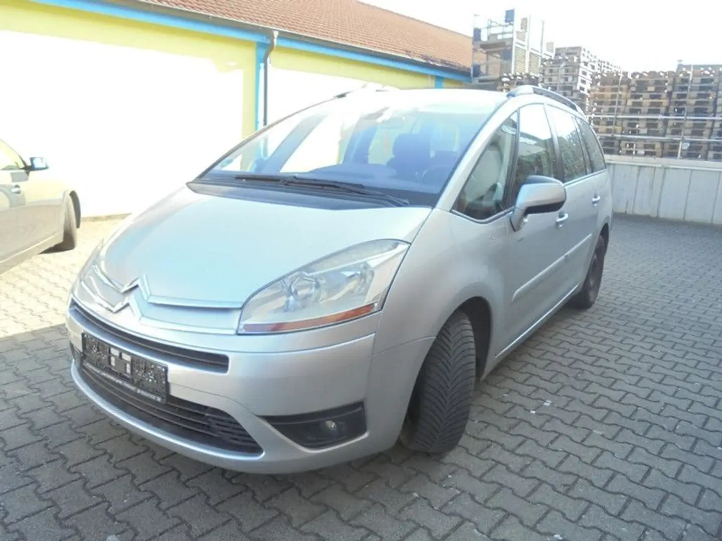 Citroen Grand C4 Picasso GrandC4PicaHDi 110 FAP TÜV 03/26;STARK REDUZIERT Silver - 2