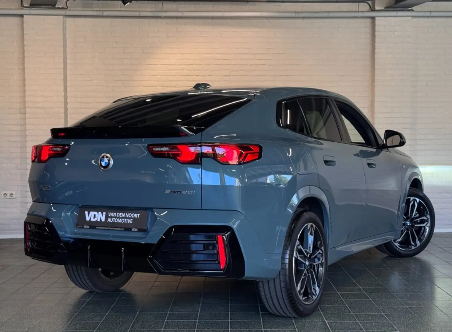 BMW X2 sDrive20i M-Sport Pro Pano Alcantara Camera Keyles Groen - 2