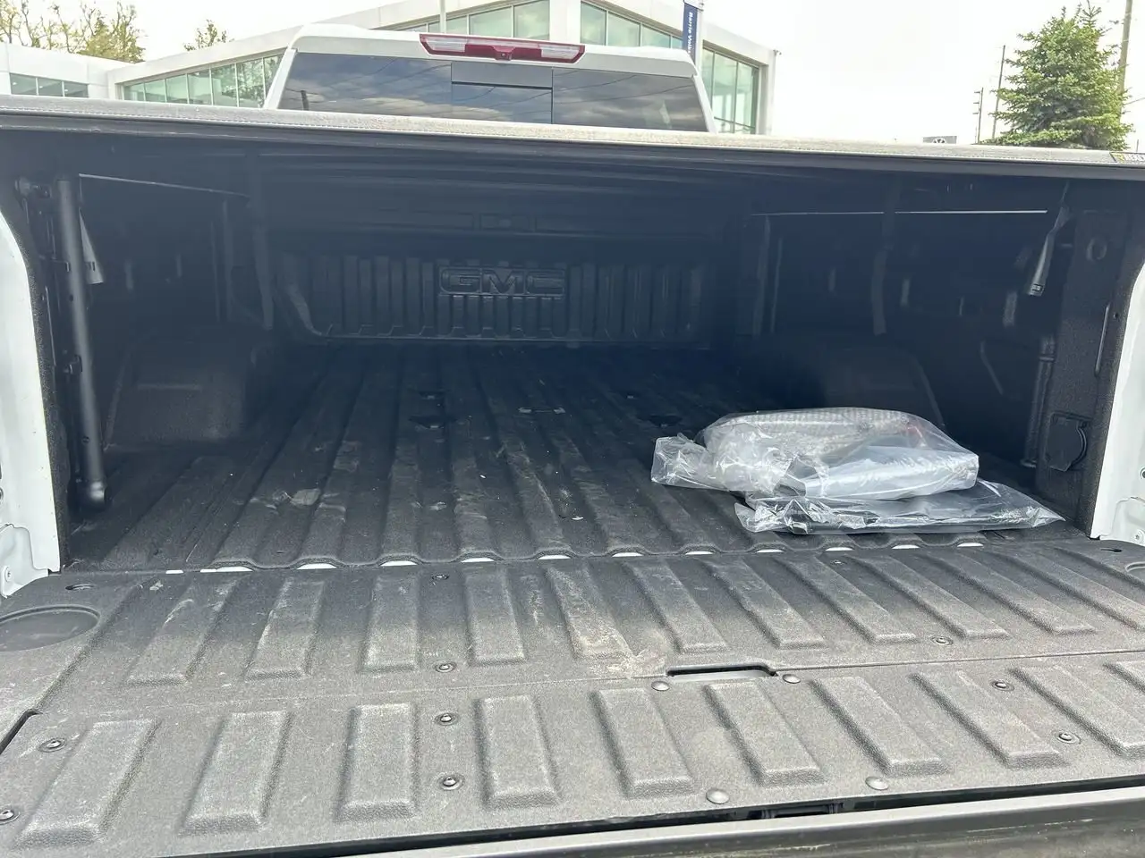GMC Sierra 2500HD photo GMC Sierra 2500HD