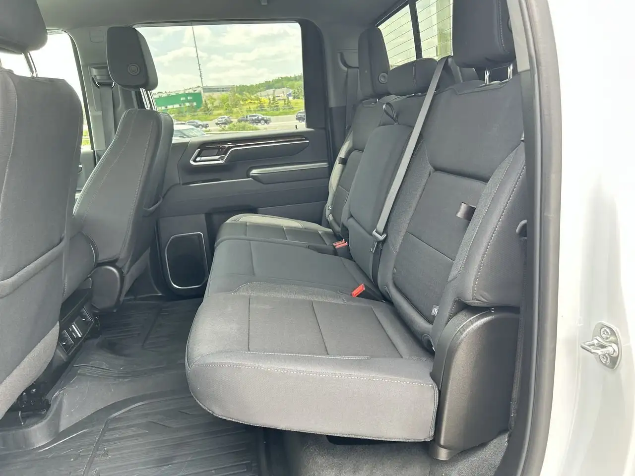 GMC Sierra 2500HD photo GMC Sierra 2500HD