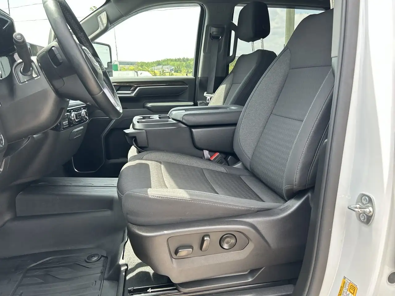 GMC Sierra 2500HD photo GMC Sierra 2500HD
