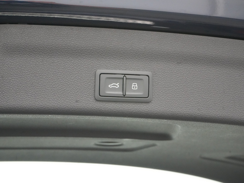 Audi A6 Avant 45 TFSI quattro Sport LED ACC NAVI — photo 7