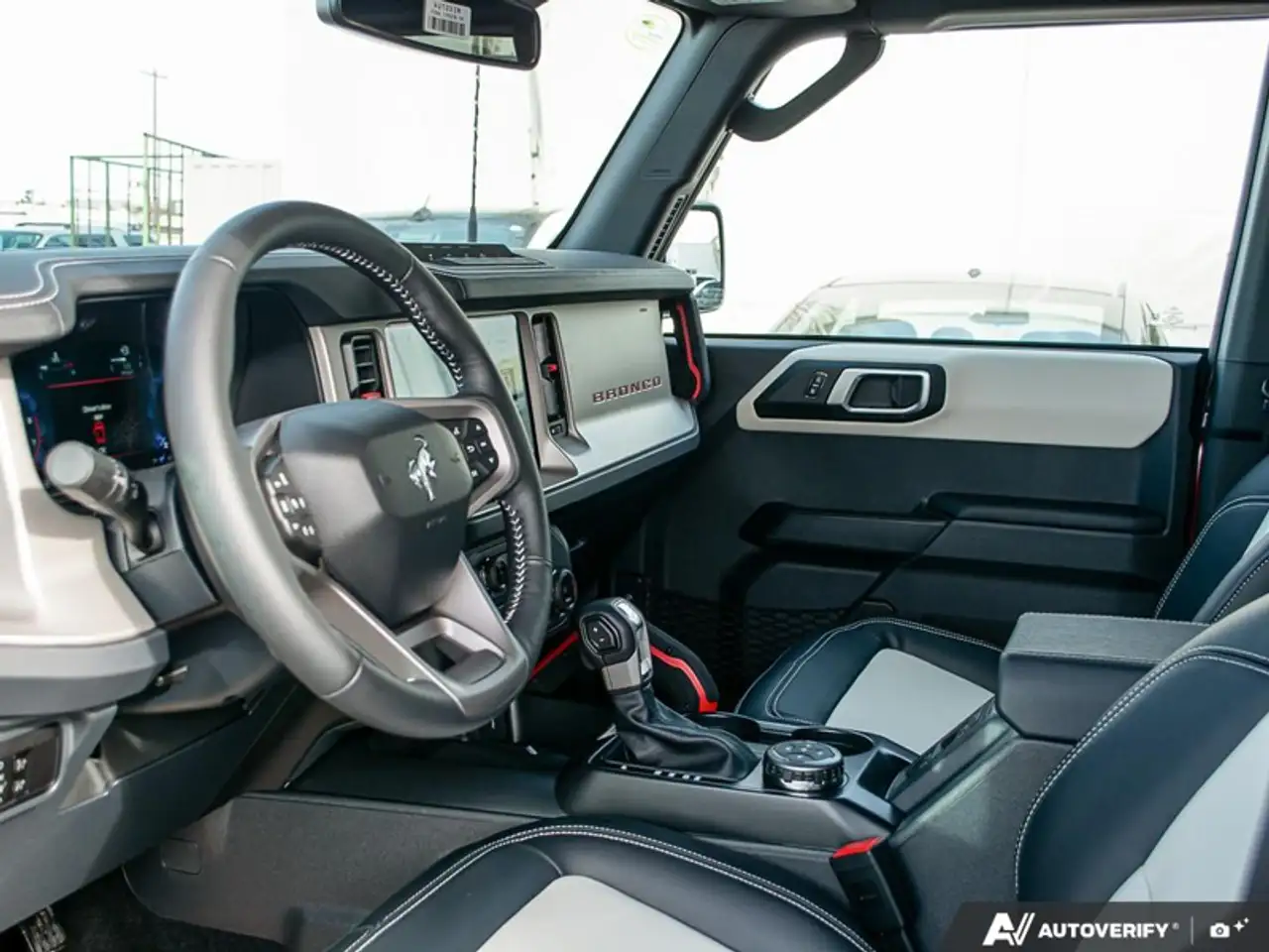 Ford Bronco снимка Ford Bronco