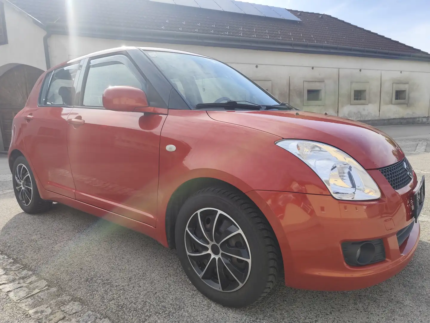 Suzuki Swift 1,3 GL Rot - 1