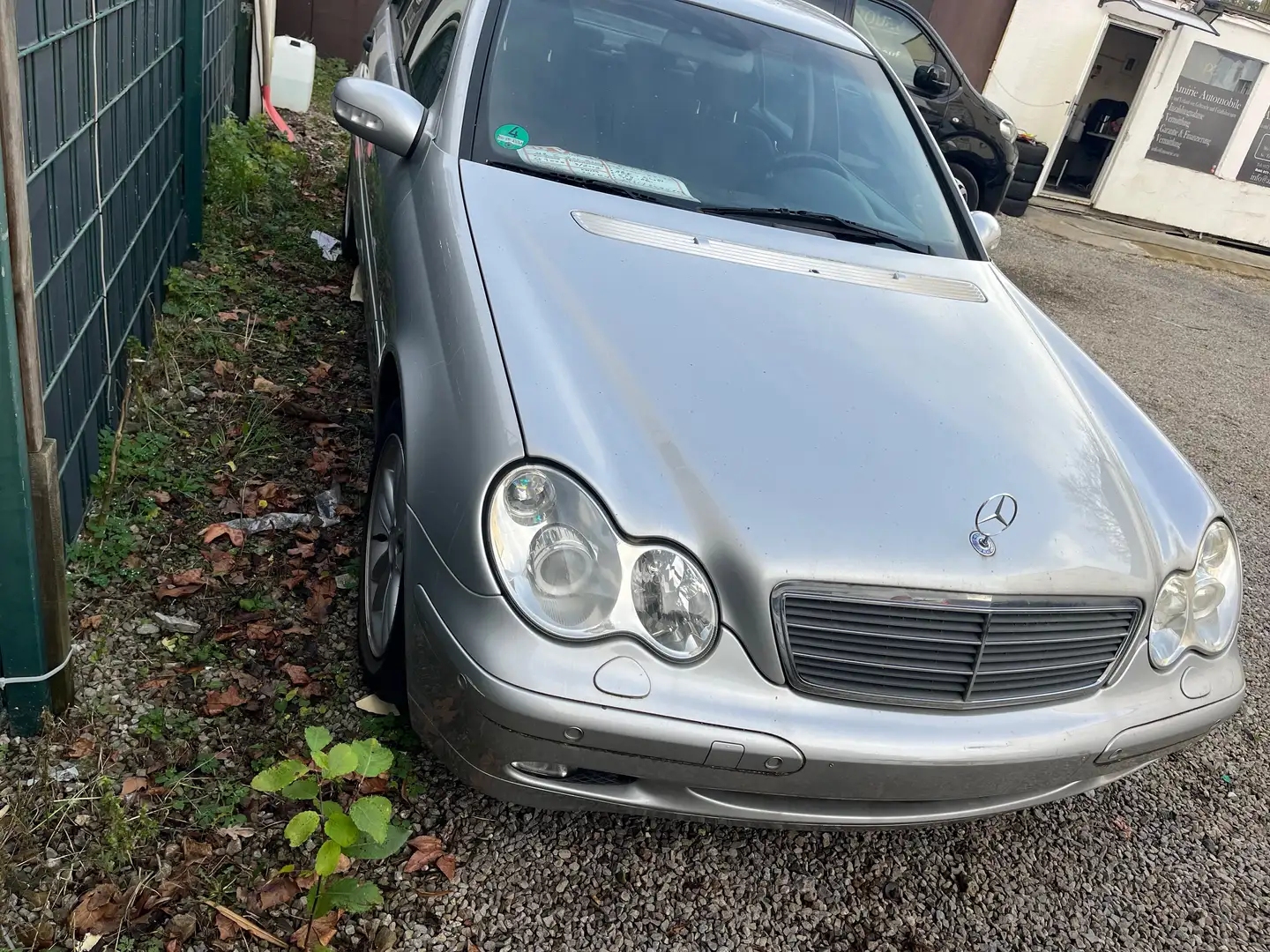 Mercedes-Benz C 200 C-Klasse Kompressor Classic Silber - 2