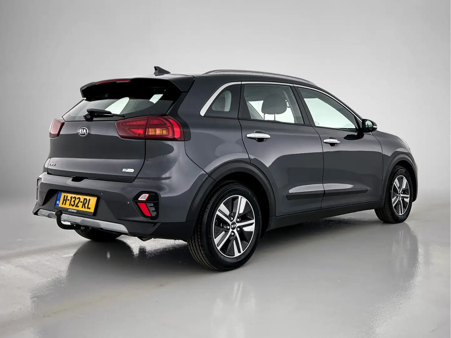 Kia Niro 1.6 GDi Hybrid DynamicLine | Trekhaak | Navigatie Grijs - 2