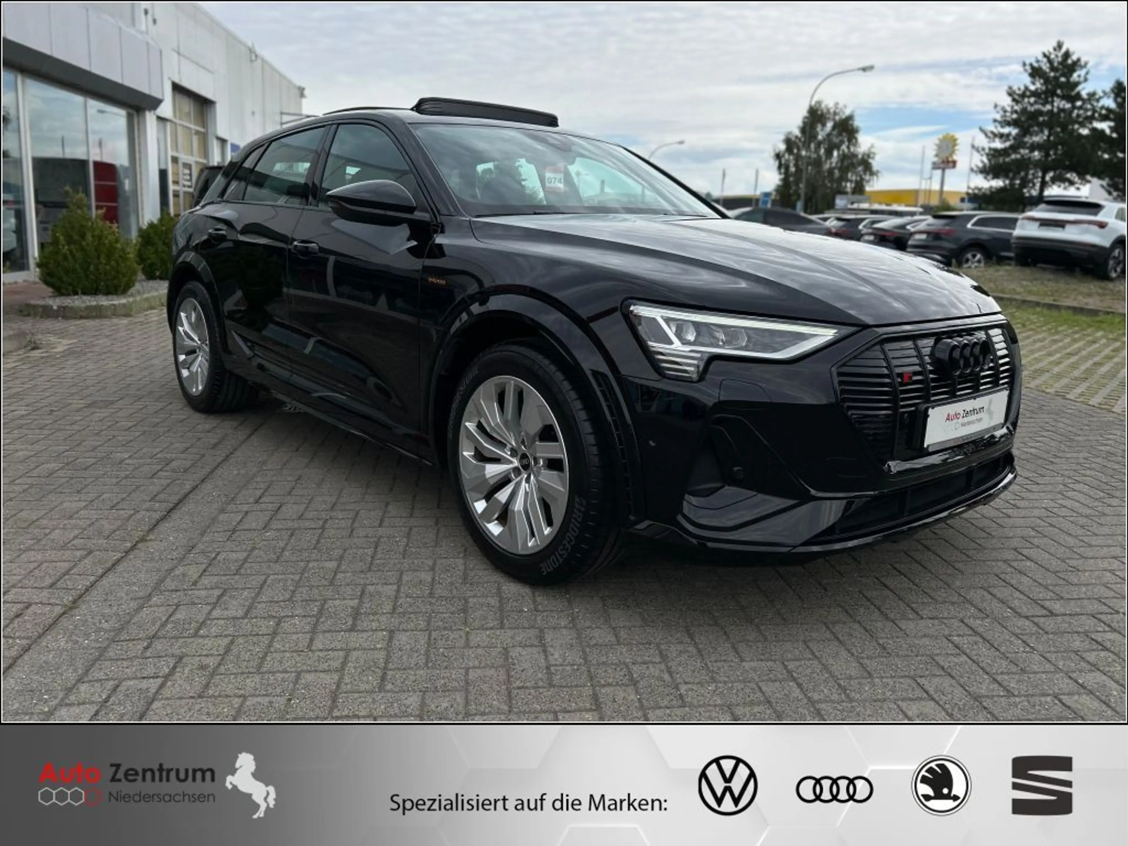 Audi e-tron S quattro AZN-Haus-Förderung* AHK PANO StandH LUFT — photo 3