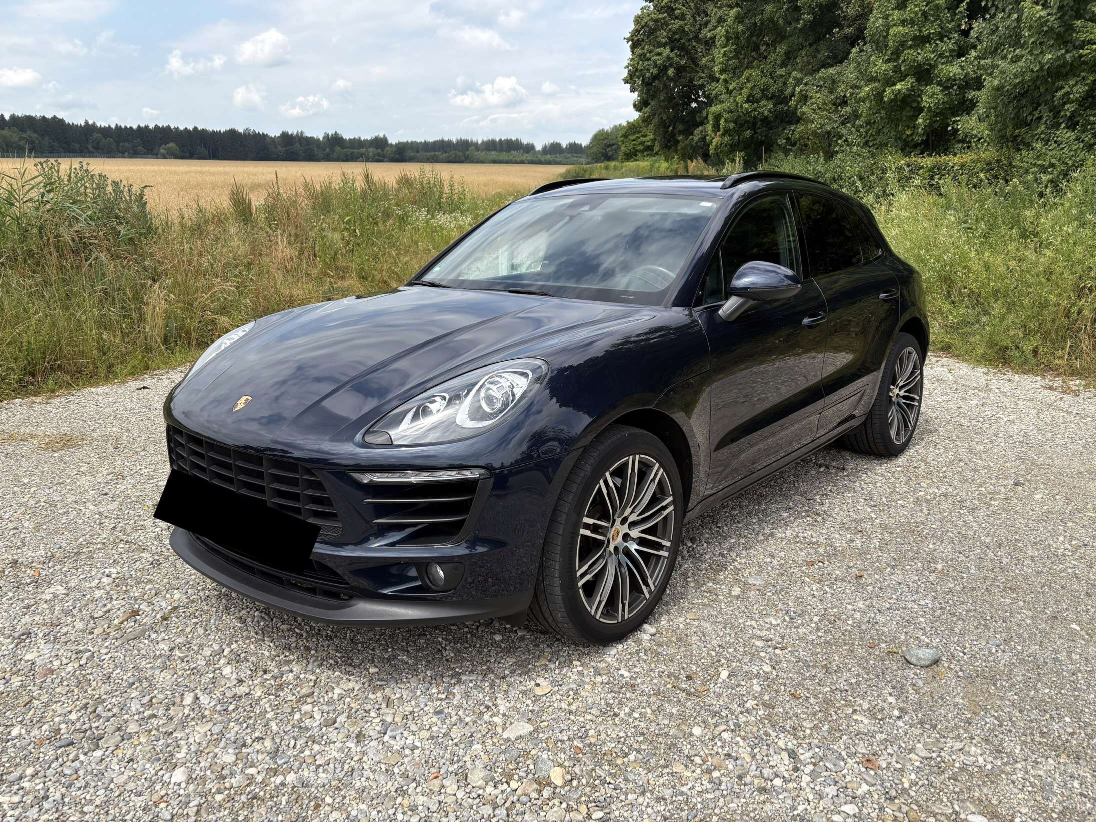 Second hand Porsche Macan 