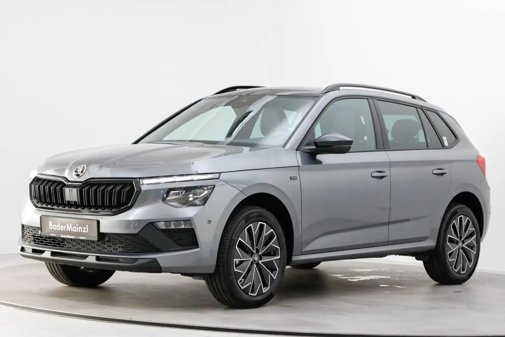 Skoda Kamiq 1.5 TSI DSG Tour Matrix Kam. Pano Virtual Gris - 2