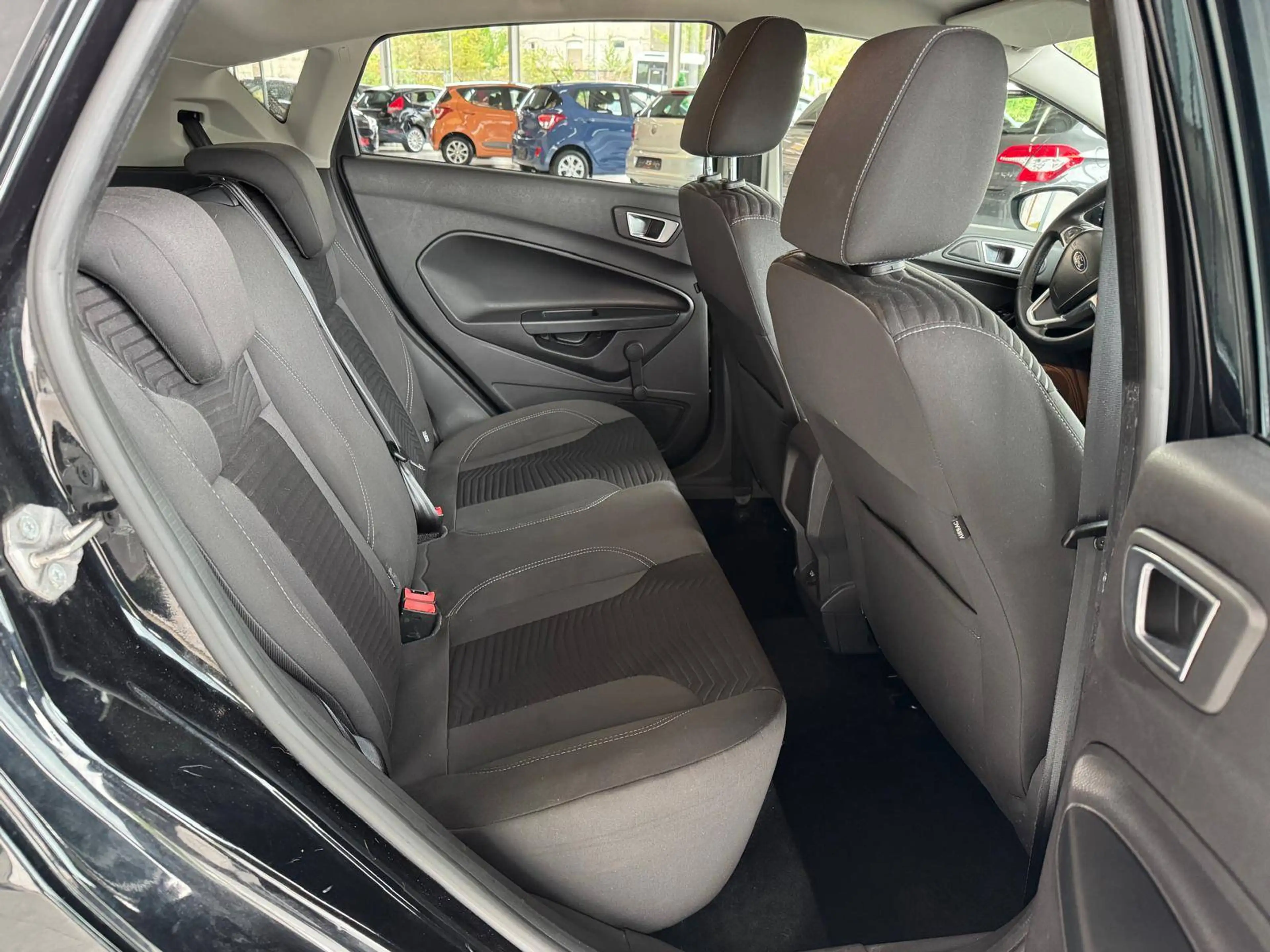 Ford Fiesta 🟩1.0 ESSENCE 80CV - AIRCO - CAPTEUR - CARNET - TITANIUM — photo 9
