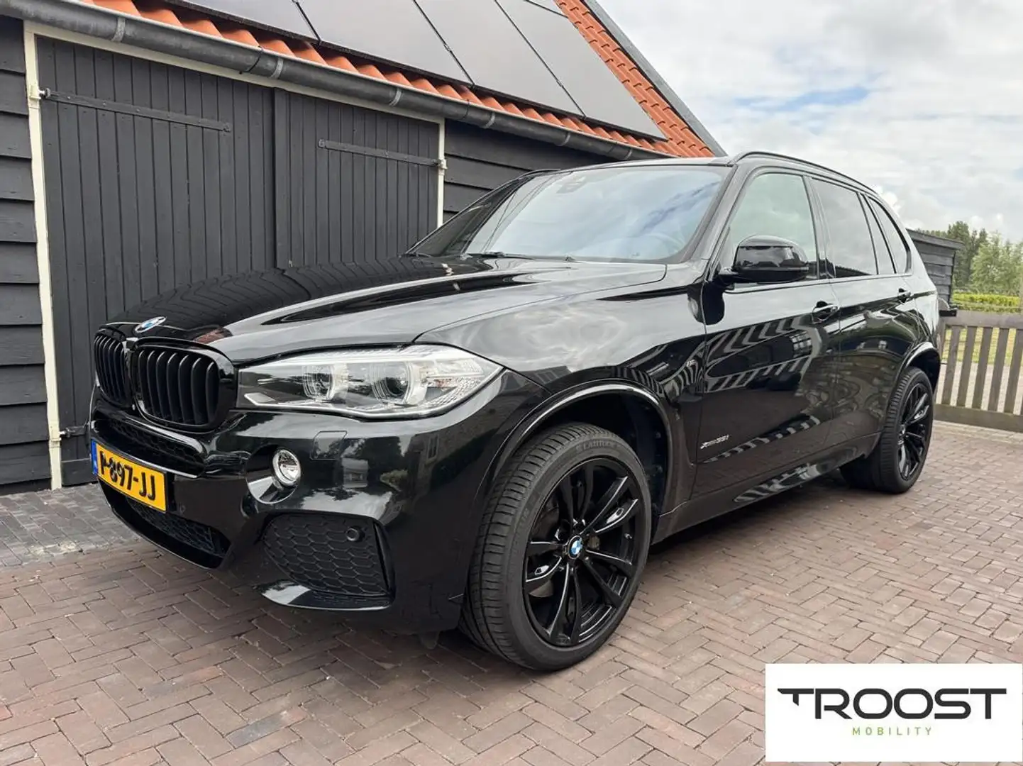 BMW X5 XDrive35i High Executive| M-Sport|ShadowLine | Nie Zwart - 2