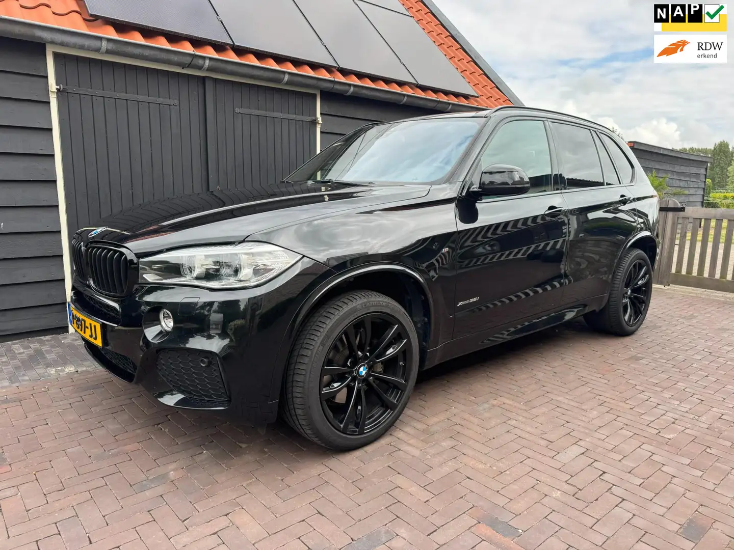 BMW X5 XDrive35i High Executive| M-Sport|ShadowLine | Nie Zwart - 1