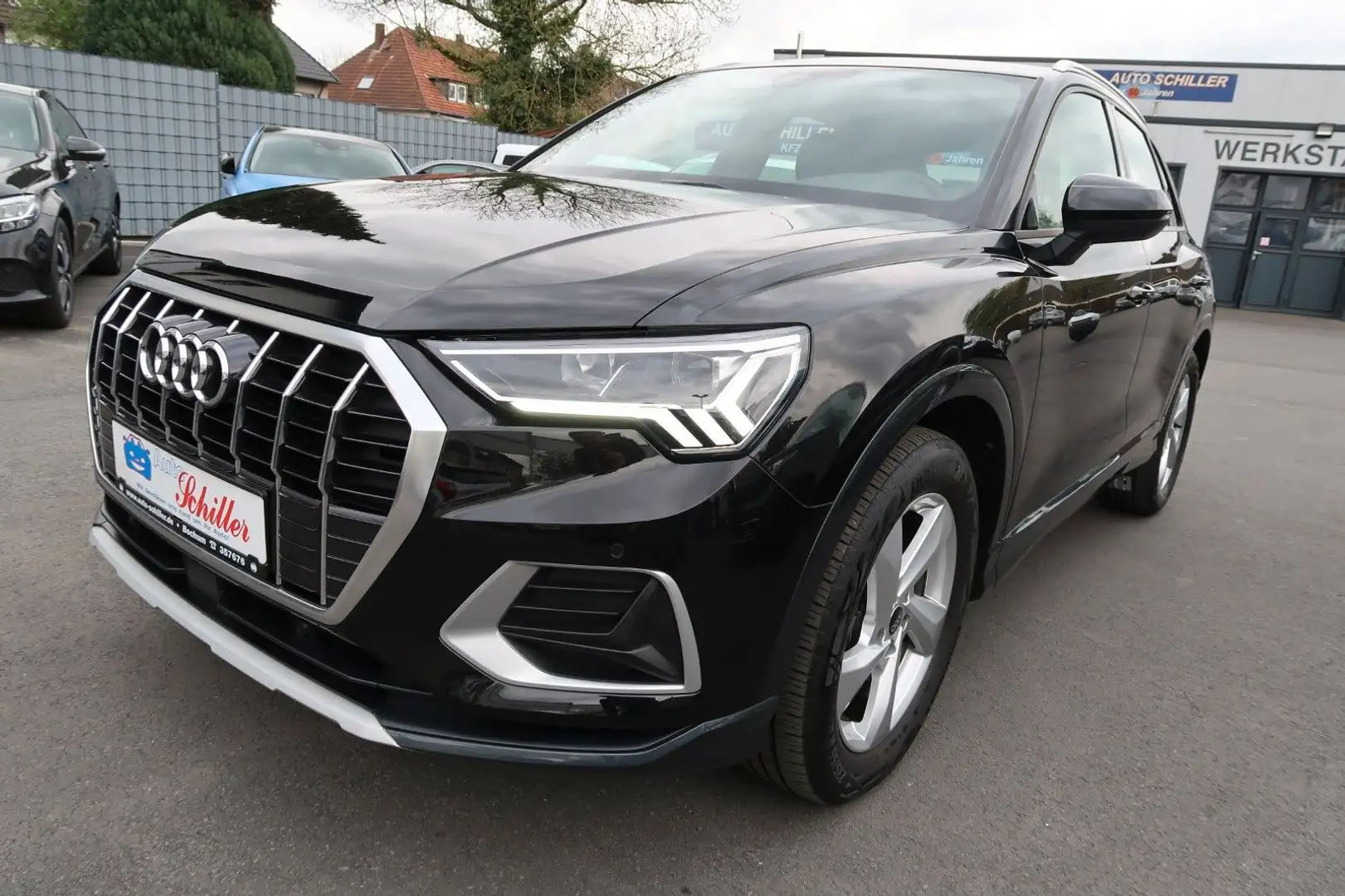 Audi Q3 35 TFSI advanced # S Line # Kamera # LED... Černá - 1