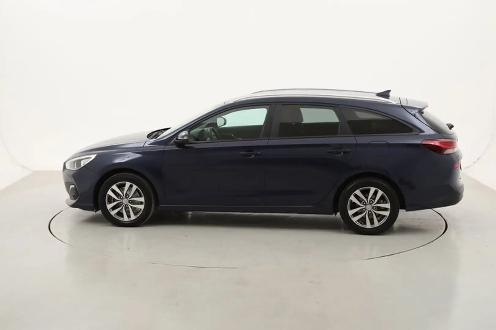 Hyundai i30 Wagon Business 1.6 Diesel 115CV Blu/Azzurro - 2
