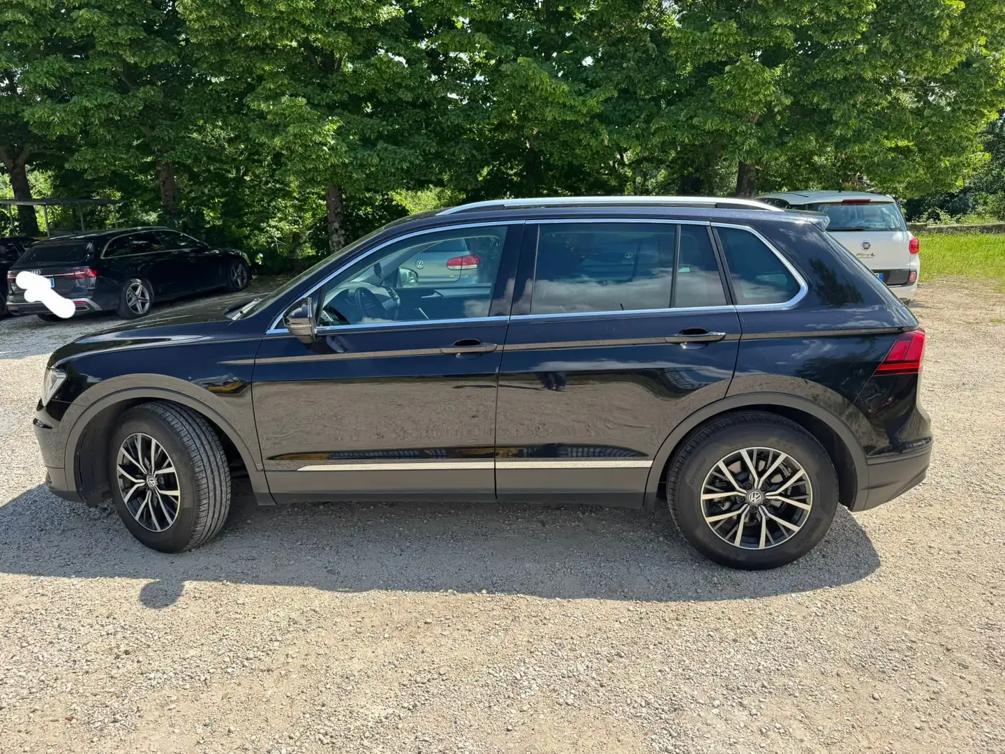 Volkswagen Tiguan Tiguan 1.6 tdi Business 115cv Nero - 2
