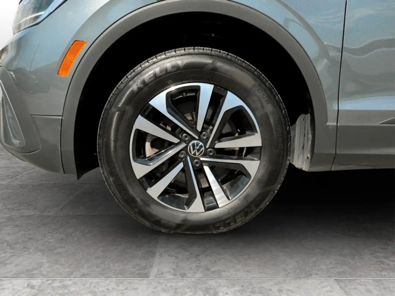 Volkswagen Tiguan снимка Volkswagen Tiguan