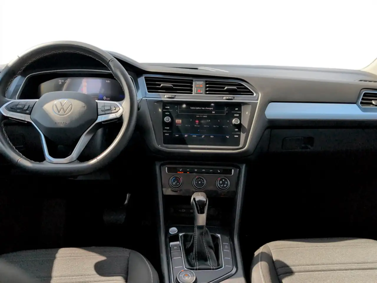 Volkswagen Tiguan снимка Volkswagen Tiguan