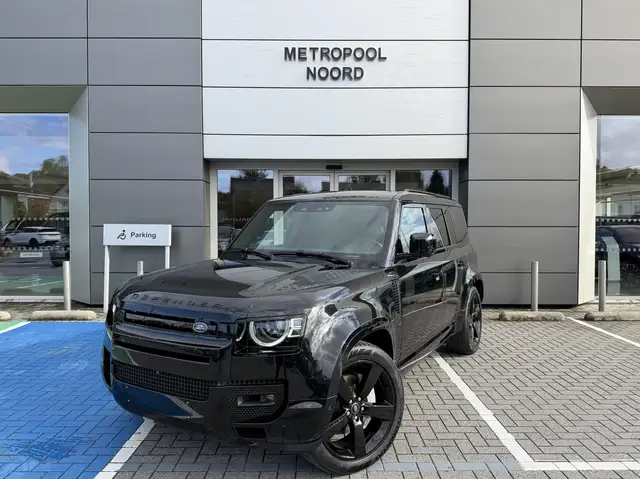 Land Rover Defender 110 D300 X-Dynamic HSE //