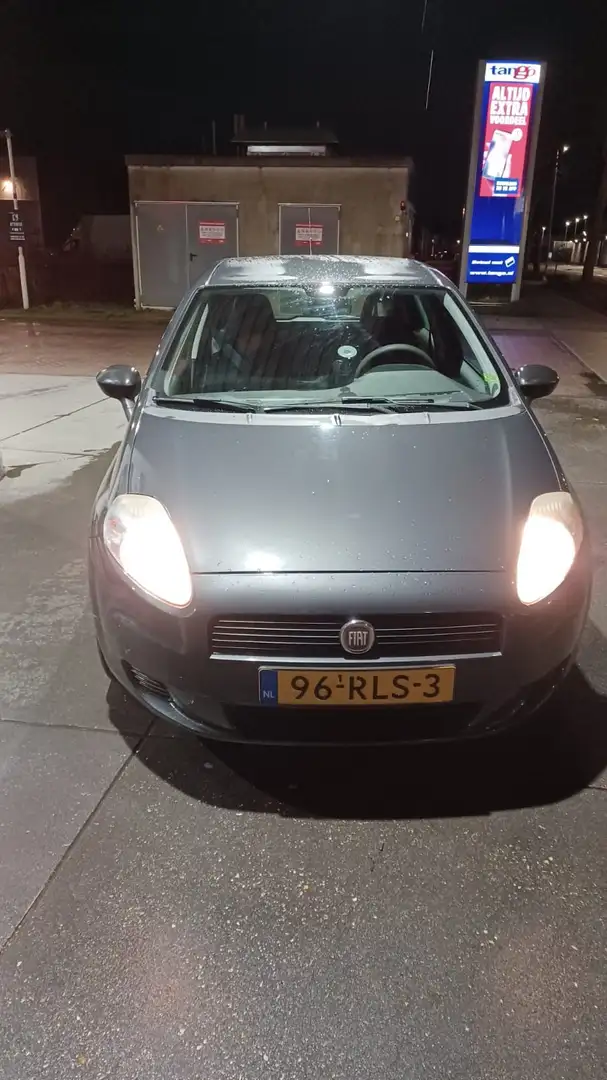 Fiat Punto Punto 1.2 Actual NAP Grijs - 2